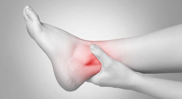 Joint stiffness and chronic ankle pain are complications of low back osteoarthritis